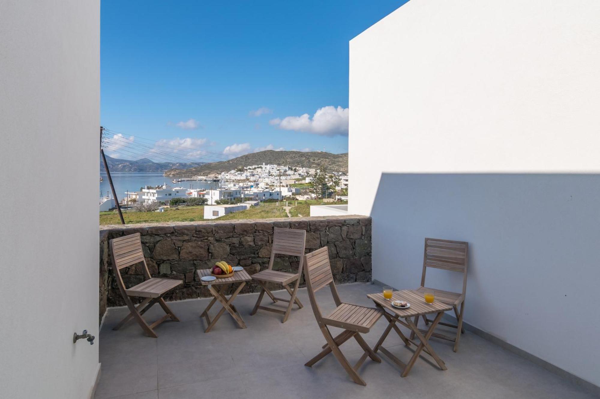 Afroessa Milos Adamantas  Exteriér fotografie