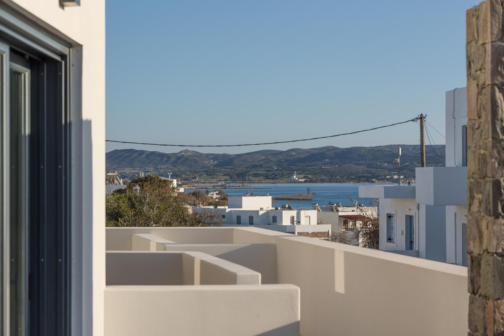 Afroessa Milos Adamantas  Exteriér fotografie